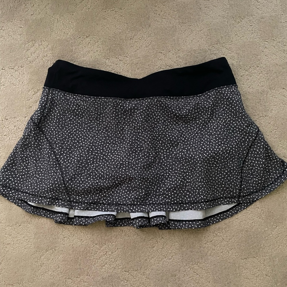 Lululemon Athletica Black and Gray Skater Skirt